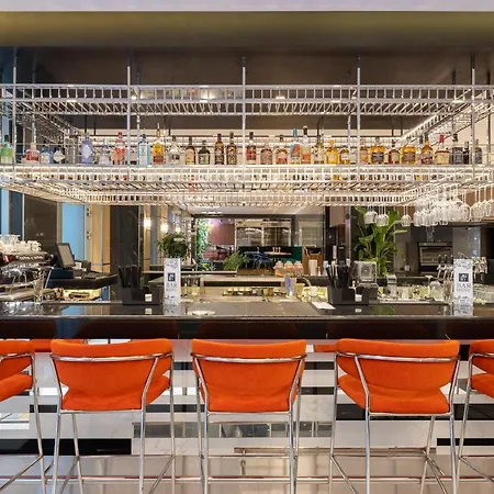 Silver Crown & Residence, Palace Quarter 酒店