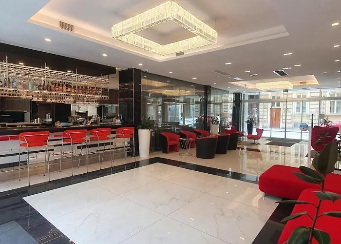 Silver Crown & Residence, Palace Quarter 4*