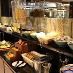 Hotel Silver Crown & Residence, Palace Quarter