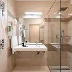 Silver Crown & Residence, Palace Quarter 4* Boedapest