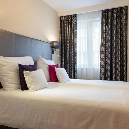 Silver Crown & Residence, Palace Quarter 4*