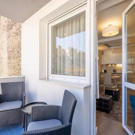 Silver Crown & Residence, Palace Quarter