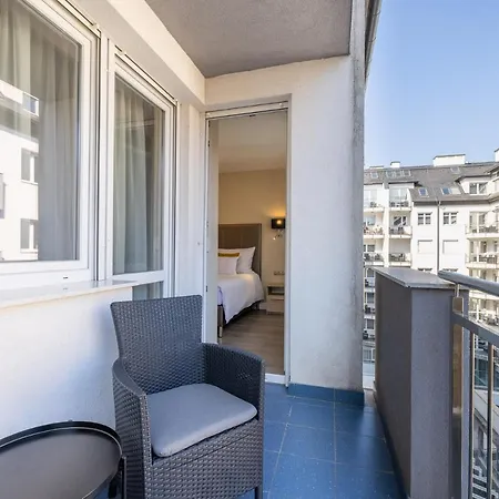 Hotel Silver Crown & Residence, Palace Quarter