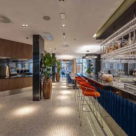 Hotel Silver Crown & Residence, Palace Quarter