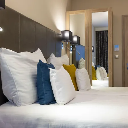 Hotel Silver Crown & Residence, Palace Quarter