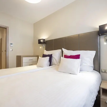 Silver Crown & Residence, Palace Quarter Hotel