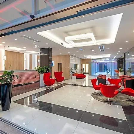 Silver Crown & Residence, Palace Quarter Hotel 4*