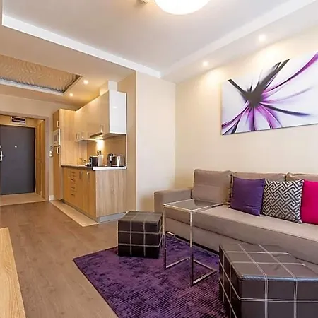Silver Crown & Residence, Palace Quarter