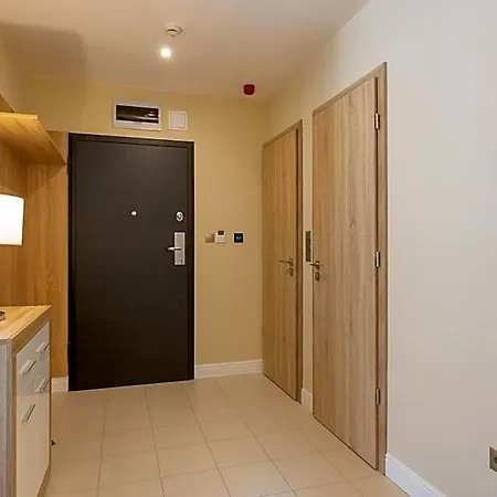 Silver Crown & Residence, Palace Quarter Hotel 4*