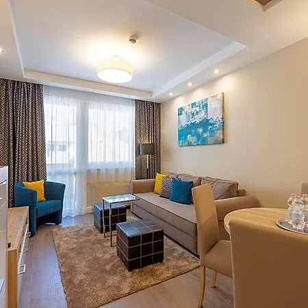 Silver Crown & Residence, Palace Quarter Hotel