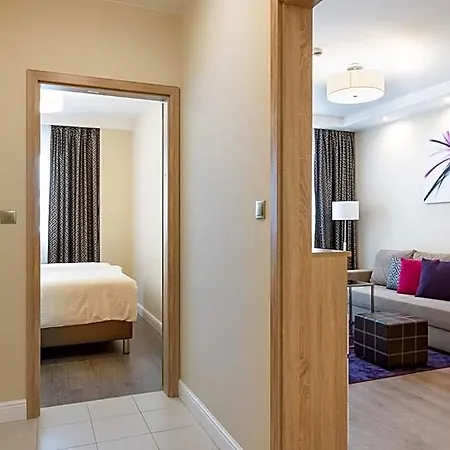 Silver Crown & Residence, Palace Quarter Hotel