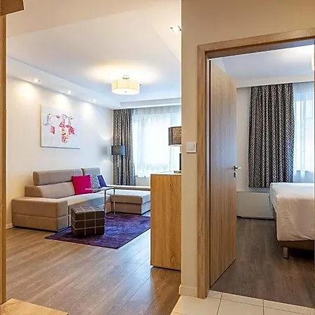 فندق Silver Crown & Residence, Palace Quarter 3*
