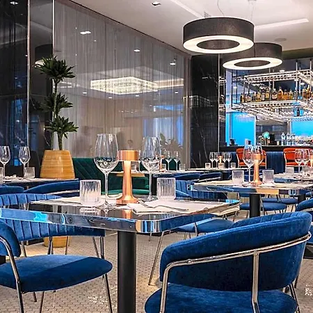 Silver Crown & Residence, Palace Quarter