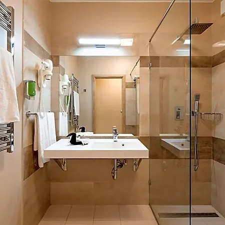 Silver Crown & Residence, Palace Quarter Hotel Budapest