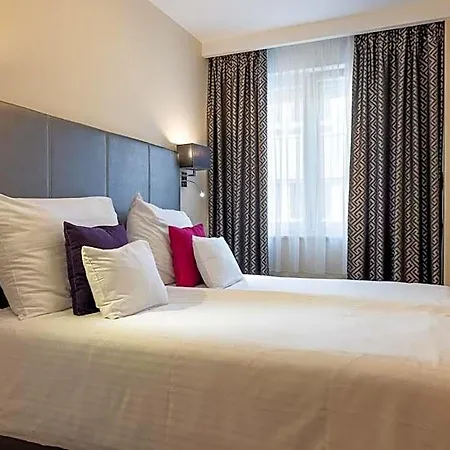 Silver Crown & Residence, Palace Quarter