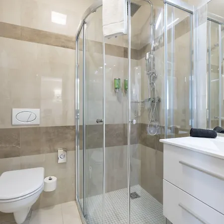 Silver Crown & Residence, Palace Quarter