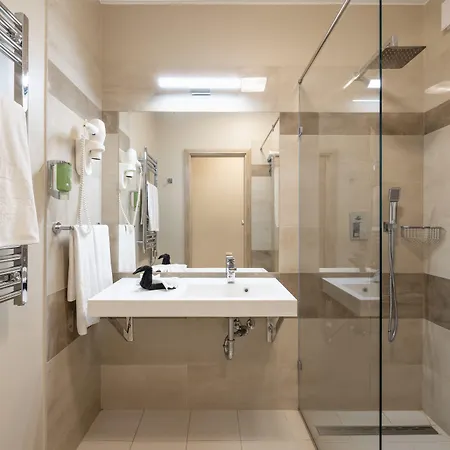 Silver Crown & Residence, Palace Quarter