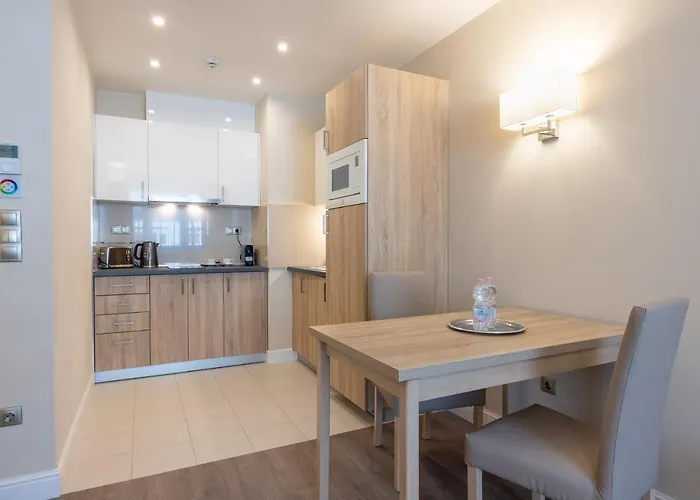 Otel Silver Crown & Residence, Palace Quarter 4*