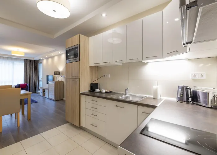 Otel Silver Crown & Residence, Palace Quarter Budapeşte