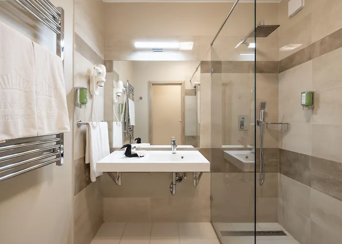Silver Crown & Residence, Palace Quarter