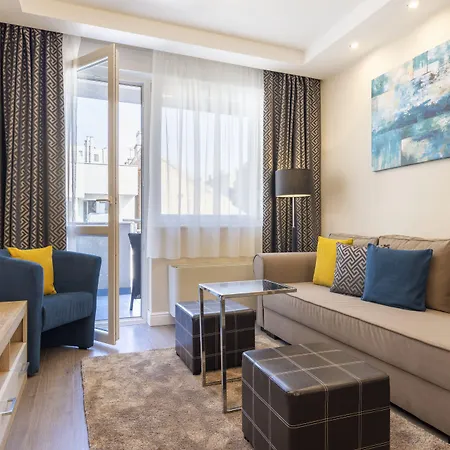 ホテル Silver Crown & Residence, Palace Quarter 4*