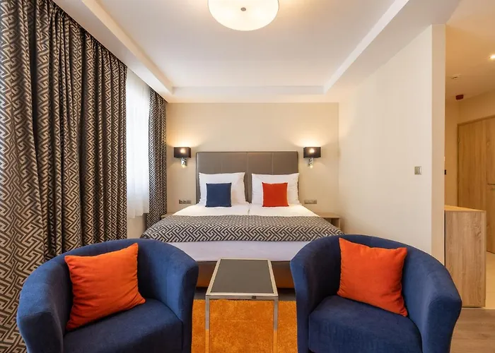 Silver Crown & Residence, Palace Quarter 4* Budapesta