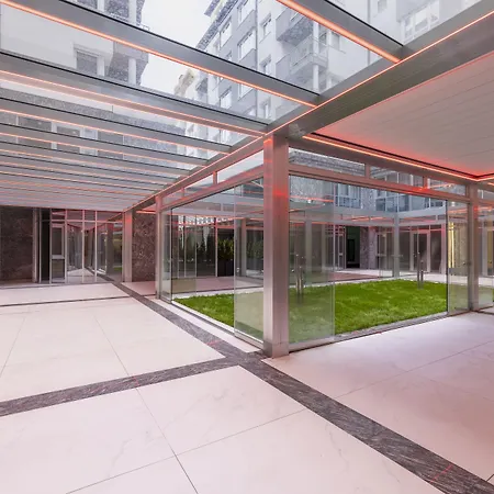 Ξενοδοχείο Silver Crown & Residence, Palace Quarter 4*